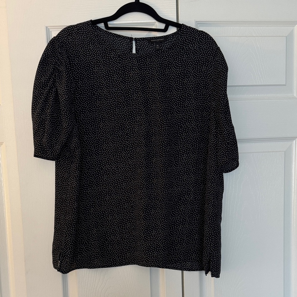 Banana Republic Factory Black and White Women's Blouse